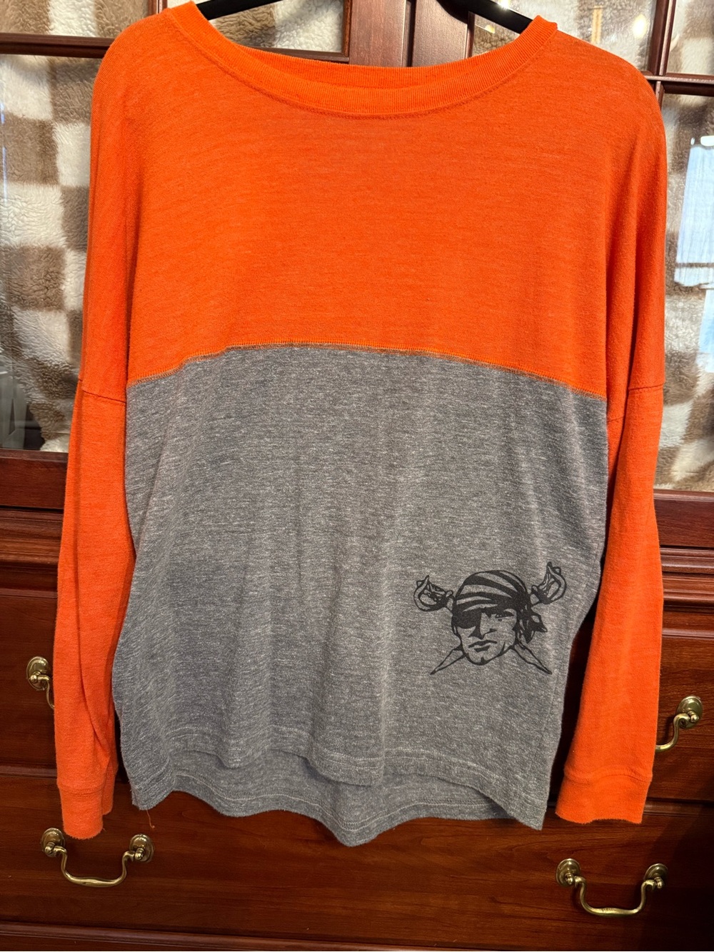 Raiders Two-Tone Orange and Gray Long-Sleeved Shirt